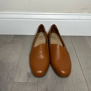 Women’s Brown Clarks Juliet Palm Loafer Leather Slip On Business Casual Size 7