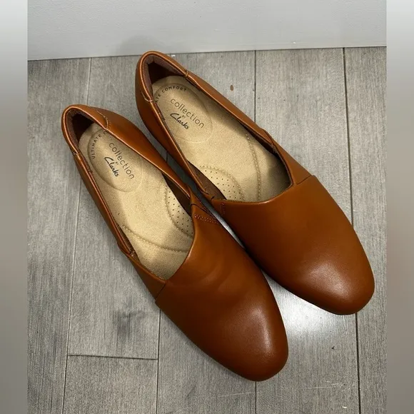 Women’s Brown Clarks Juliet Palm Loafer Leather Slip On Business Casual Size 7