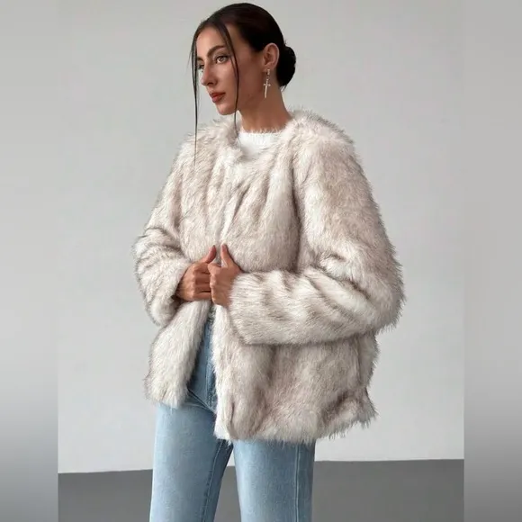 Women’s Gorgeous~Stylish~Luxuriously Soft~Milky Faux Fur~Lined Open Front / XXLG