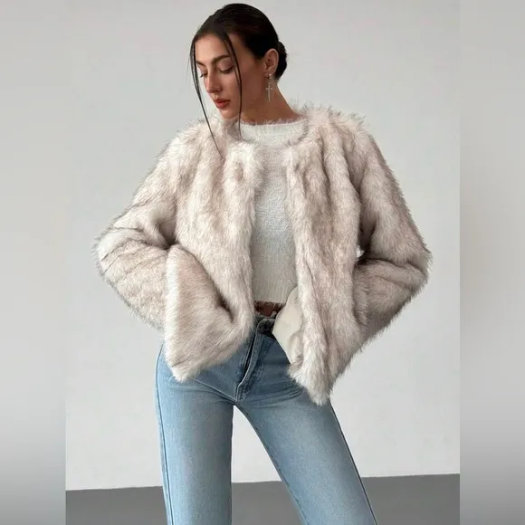 Women’s Gorgeous~Stylish~Luxuriously Soft~Milky Faux Fur~Lined Open Front / XXLG
