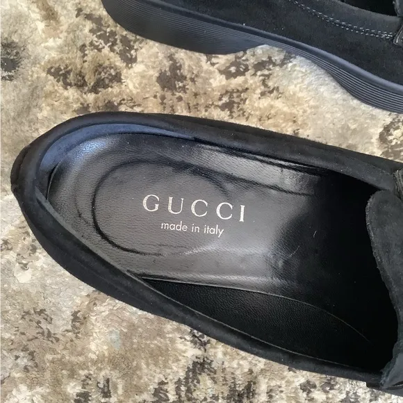 Women’s GUCCI suede leather loafers 🖤🖤