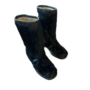 Women’s Italian Made Lotto Brand Size 49 (US 9) Black Fur Boots. Fur Lined.