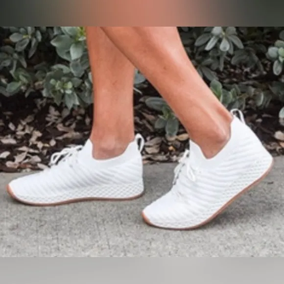 Women's J/Slides Sneakers, White &amp; black, various sizes