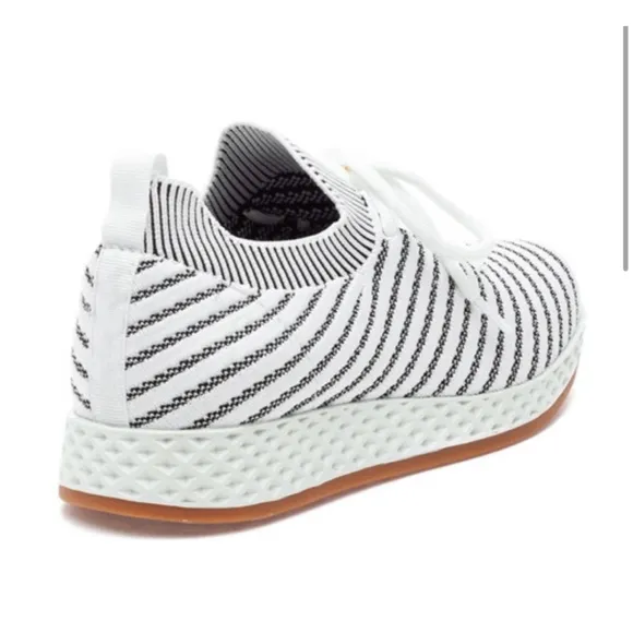 Women's J/Slides Sneakers, White &amp; black, various sizes