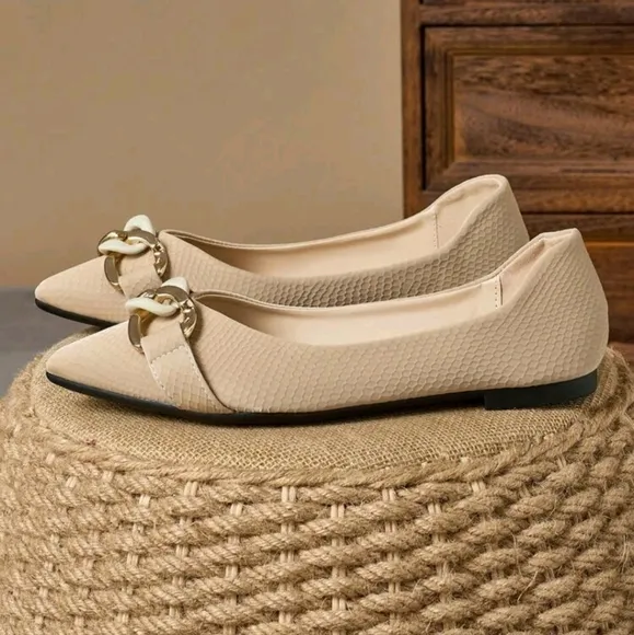 Women's New Metal Buckle Flat Pointed Toe Slip-On Flats, Versatile Fashion Soft