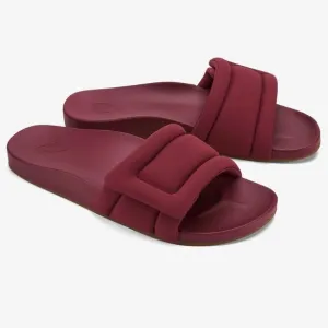 Women’s OluKai Sunbeam Slides size 6
