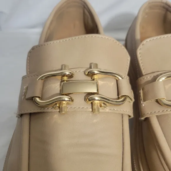Women's Qupid Ronat Loafers Toast Chunky lug sole sz 7 NWOT