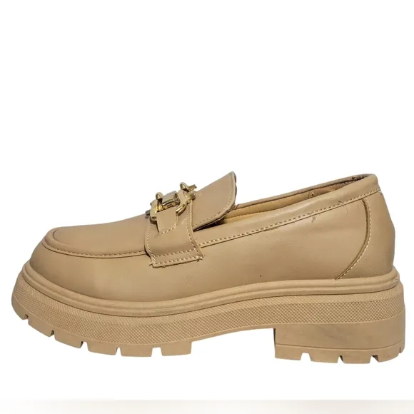 Women's Qupid Ronat Loafers Toast Chunky lug sole sz 7 NWOT