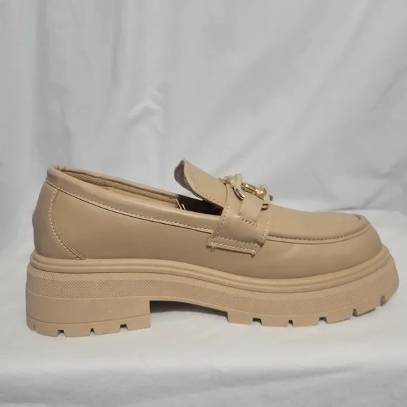 Women's Qupid Ronat Loafers Toast Chunky lug sole sz 7 NWOT