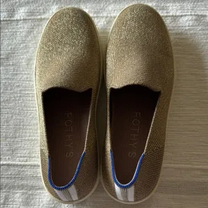 Women’s Rothy's Tan Loafer Slip-Ons Minimalist Design/ NWOT also no box