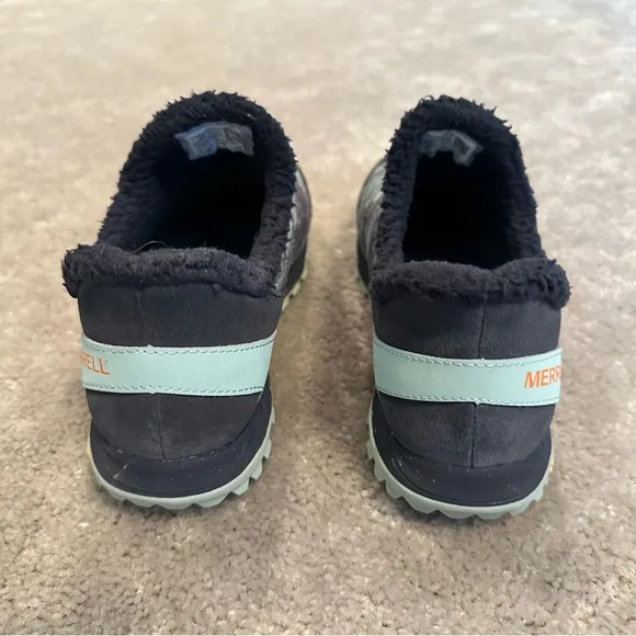 Women’s size 9.5 Merrell Anthora 3 Thermo Moc Sneakers