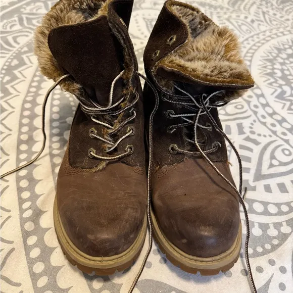 Women’s timberland fur lined boots