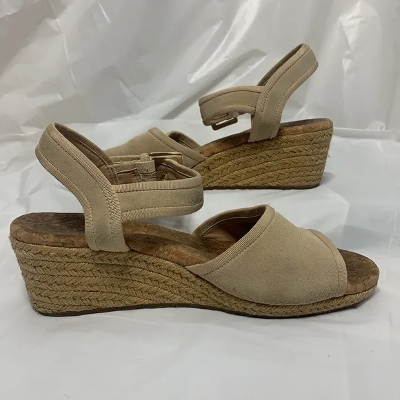 WOMEN’S UGG Maybell Cream Suede Open Toe Wedge Espadrilles Sandal 1019887 Size 7