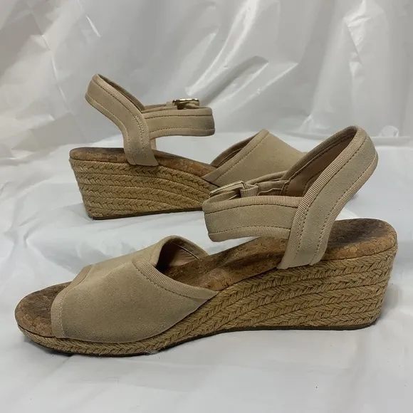 WOMEN’S UGG Maybell Cream Suede Open Toe Wedge Espadrilles Sandal 1019887 Size 7