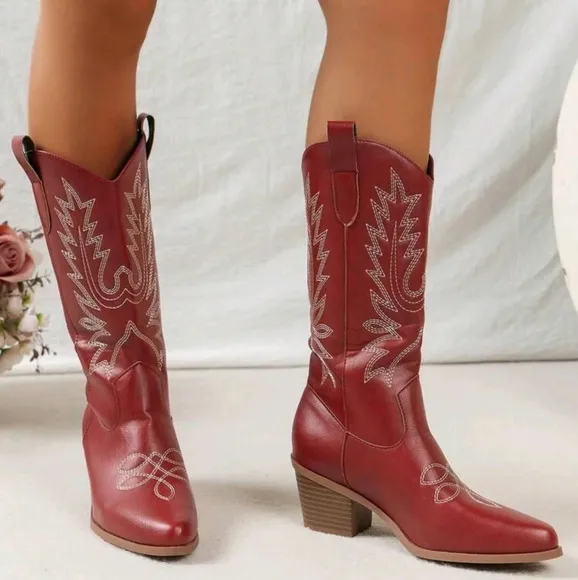 Women's Western Embroidered Vintage  Boots With Block Heel, Mid Calf, V-Cut