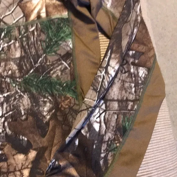XGO (4) Men’s Water Resistant camo print 1/4 zip long sleeve - Large