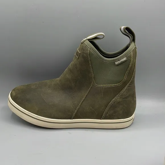 Xtratuf‎ boots
