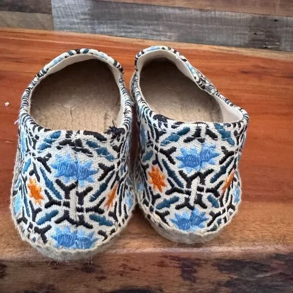 Yarguci espadrilles  canvas colorful slip ons sz 41/10 EUC no wear