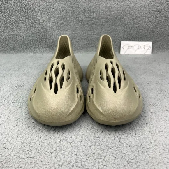 Yeezy Foam Runner Mens 10 Shoes Beige Stone Salt Adidas RNR Slides Kanye West 1