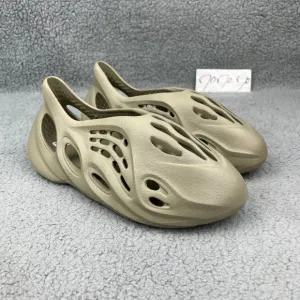 Yeezy Foam Runner Mens 10 Shoes Beige Stone Salt Adidas RNR Slides Kanye West 1