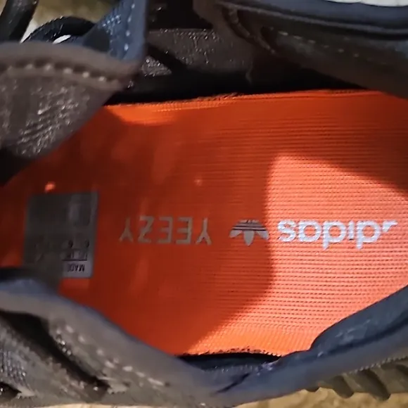 Yeezy Mesh Sneaker 6.5 Youth