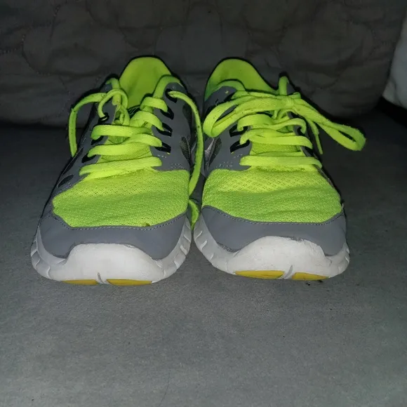 Yellow &amp; Grey Nike Free 5.0