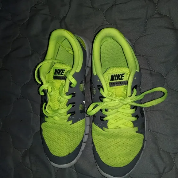 Yellow &amp; Grey Nike Free 5.0