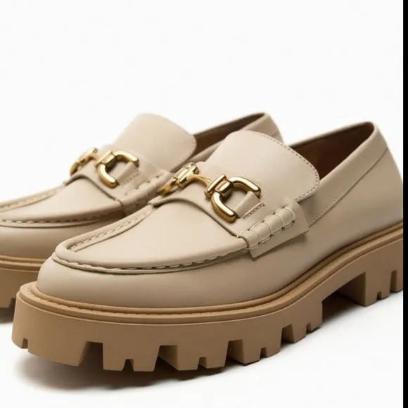 ZARA BUCKLE LEATHER LUG SOLE LOAFERS bloggers favorite