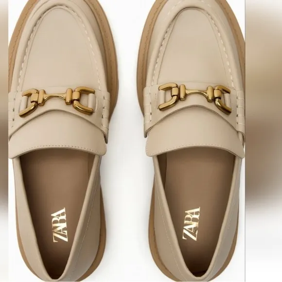 ZARA BUCKLE LEATHER LUG SOLE LOAFERS bloggers favorite