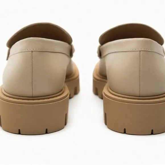 ZARA BUCKLE LEATHER LUG SOLE LOAFERS bloggers favorite