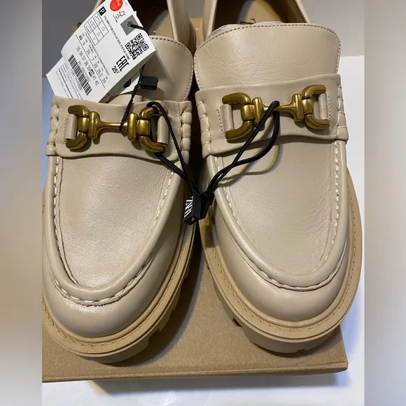 Zara Leather Buckle Lug Sole Loafers Sz 7.5, 9
