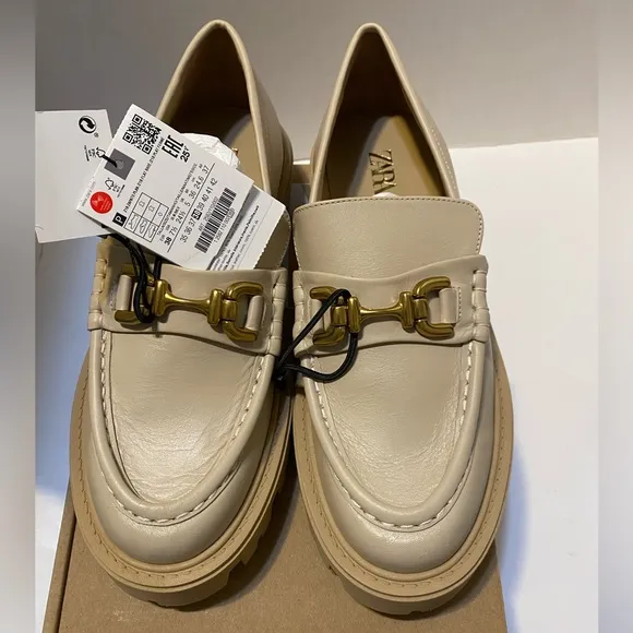 Zara Leather Buckle Lug Sole Loafers Sz 7.5, 9