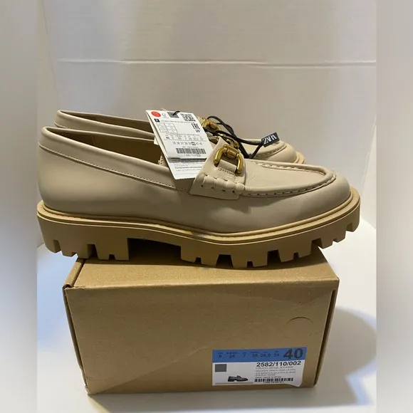 Zara Leather Buckle Lug Sole Loafers Sz 7.5, 9