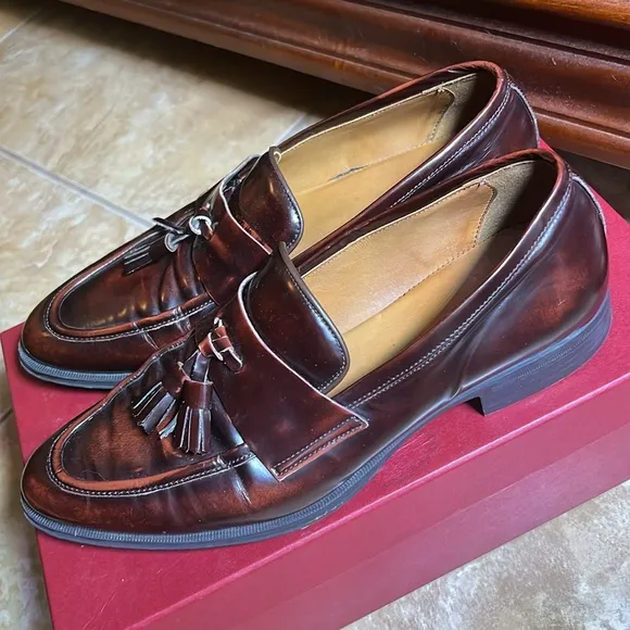Zara Man Burgundy Shiny Leather Tassel Loafers, Size 43 EU